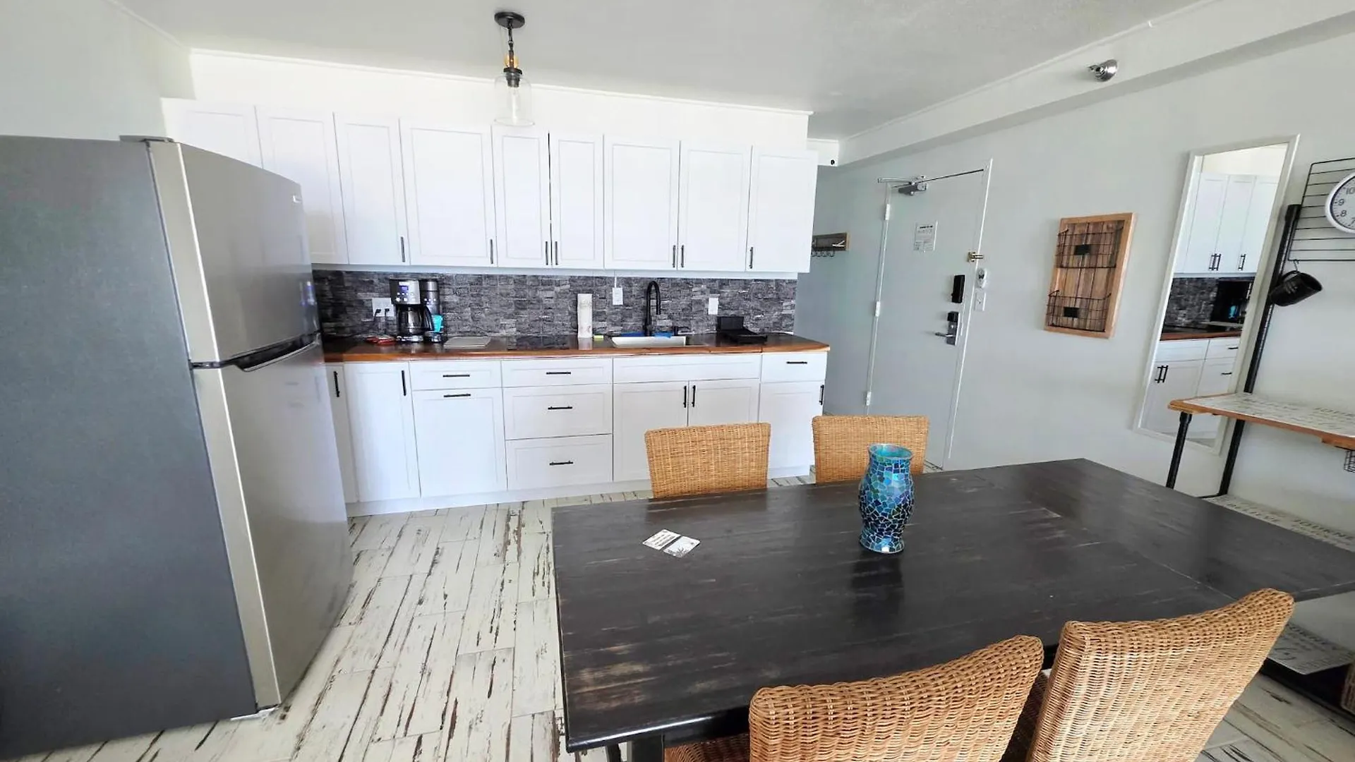Fabulous Oceanfront Studio W/Kitchen, Tiki Bar Daytona Beach 0*,  United States