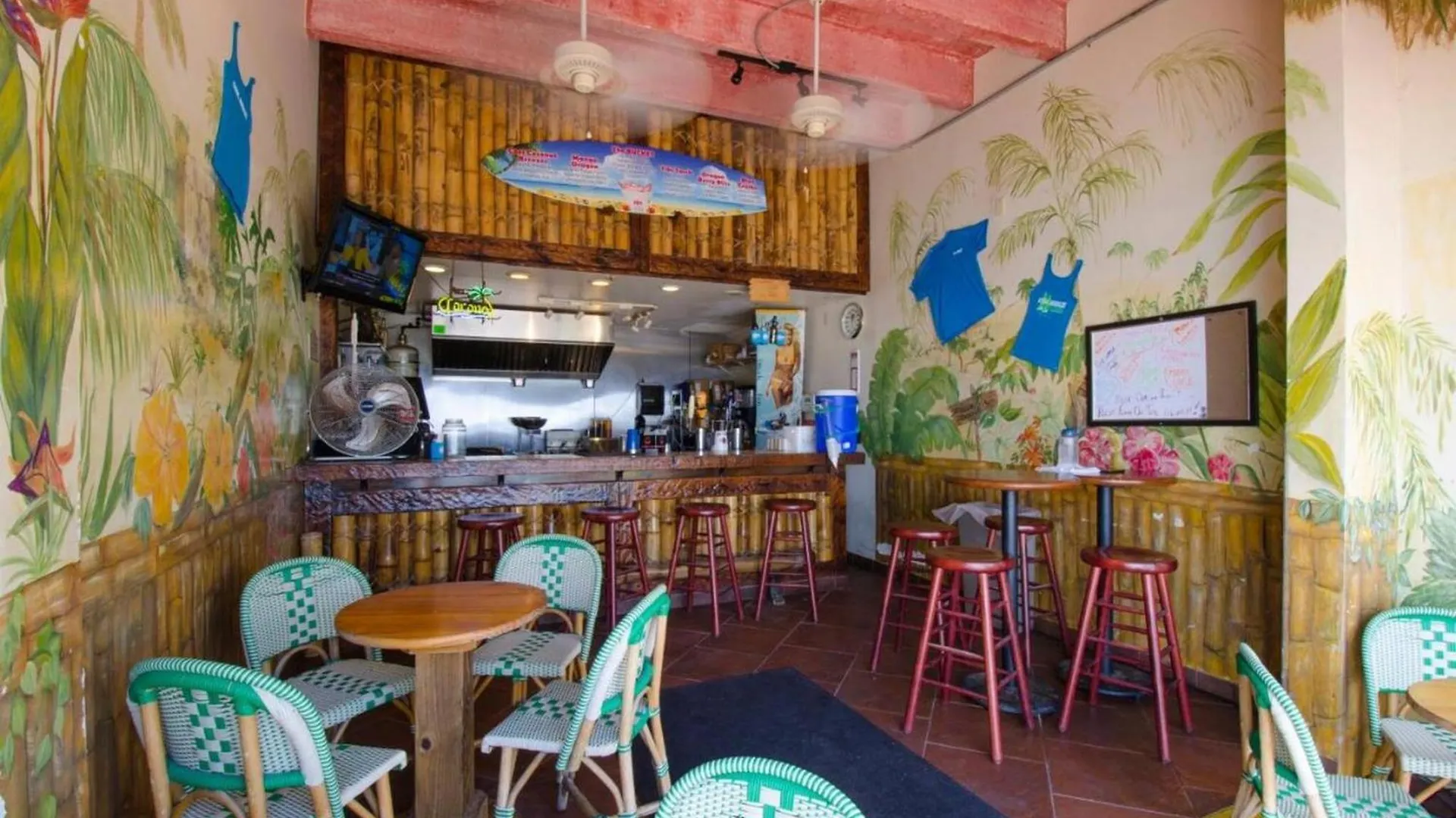 Apartment Fabulous Oceanfront Studio W/Kitchen, Tiki Bar Daytona Beach